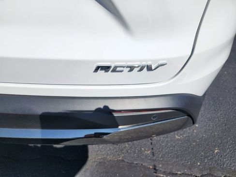 New 2026 Chevrolet Trax ACTIV w/ Sunroof Package image 6