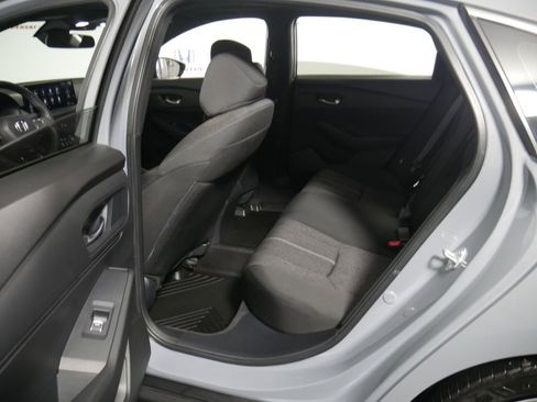 Used 2023 Honda Accord Sport image 12