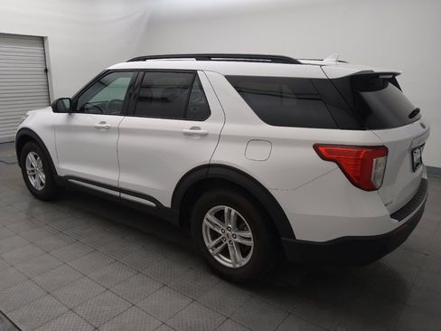Used 2020 Ford Explorer XLT w/ Comfort Package RWD image 3