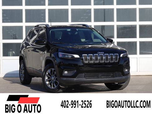 Used 2020 Jeep Cherokee Latitude Plus w/ Cold Weather Group AWD/4WD image 1