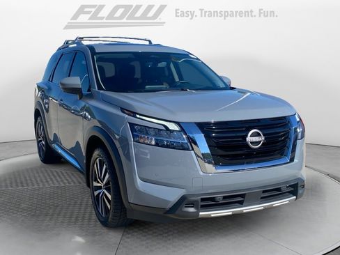 Used 2024 Nissan Pathfinder Platinum AWD/4WD image 1