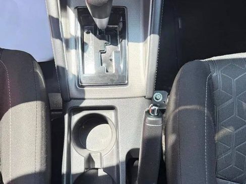 Used 2022 Mitsubishi Outlander Sport ES FWD image 24