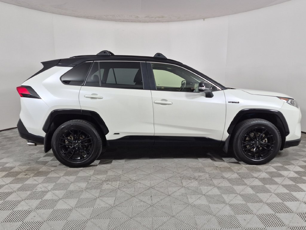 Used 2019 Toyota RAV4 XSE AWD/4WD image 2