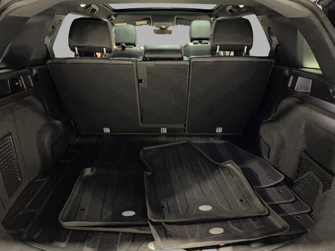 Used 2020 Land Rover Discovery Sport S image 22