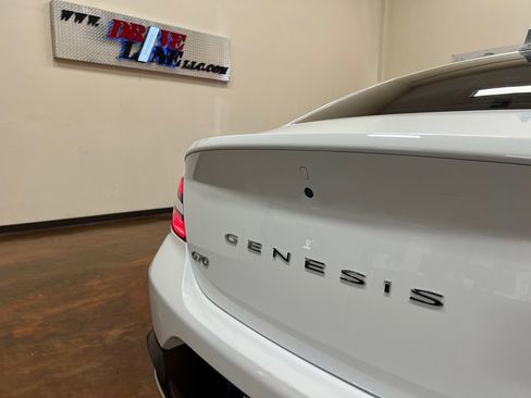 Used 2023 Genesis G70 2.0T image 43