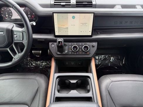 Certified 2024 Land Rover Defender 130 X AWD/4WD image 15