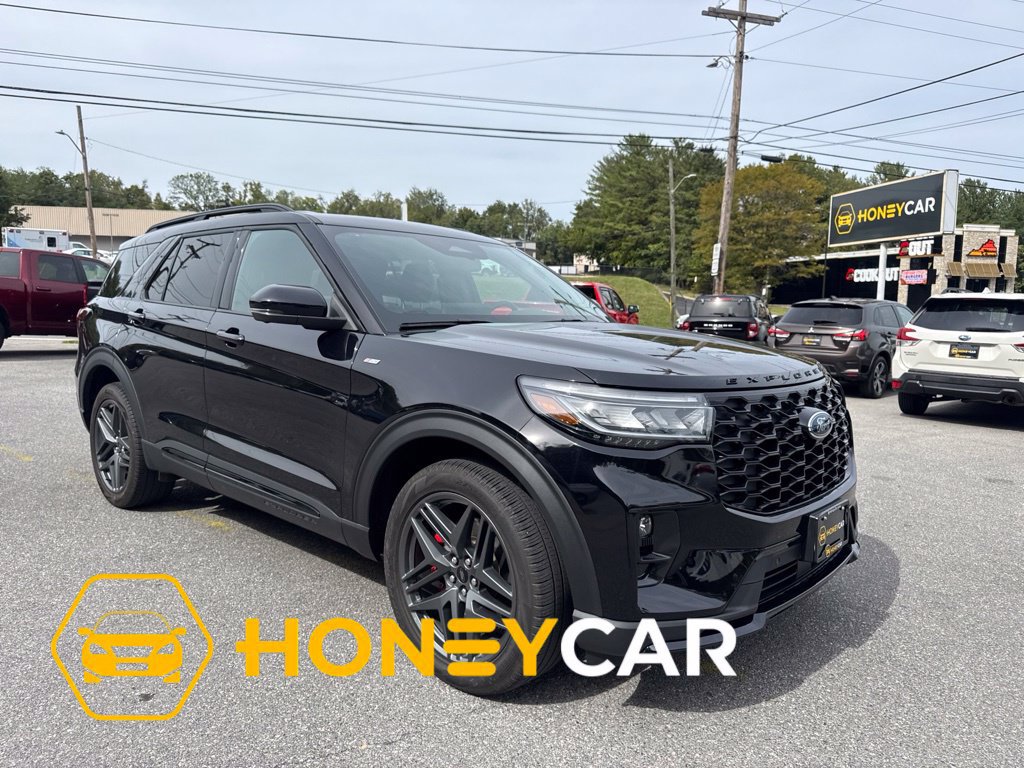 Used 2025 Ford Explorer ST-Line w/ Premium Package AWD/4WD image 1