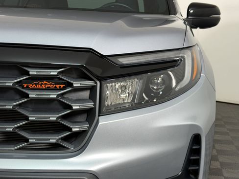 Used 2022 Honda Passport TrailSport image 10