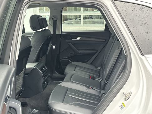 Used 2024 Audi Q5 2.0T Premium Plus image 11