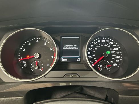 Used 2018 Volkswagen Tiguan SE w/ Panoramic Sunroof Package AWD/4WD image 13