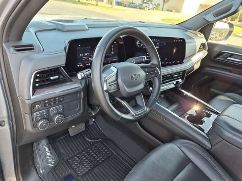 Certified 2025 Chevrolet Tahoe Z71 AWD/4WD image 9