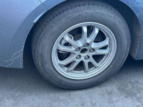 Used 2022 Toyota Corolla LE image 7