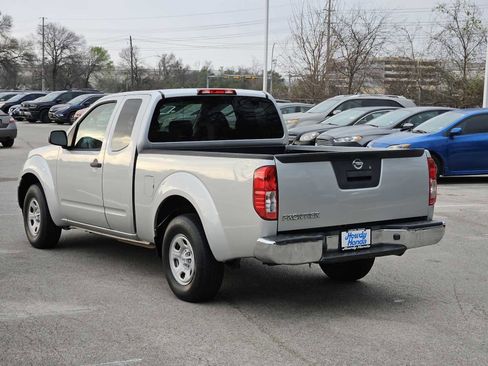 Used 2015 Nissan Frontier S image 6