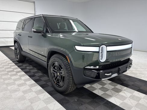 Used 2024 Rivian R1S Adventure AWD/4WD image 7