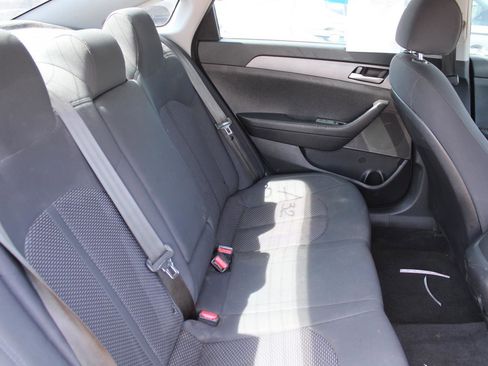 Used 2019 Hyundai Sonata SE image 5