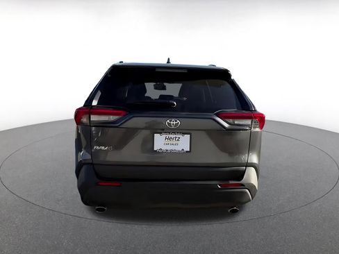 Used 2025 Toyota RAV4 XLE image 12