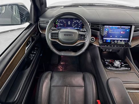 Used 2024 Jeep Grand Wagoneer L 4WD image 25