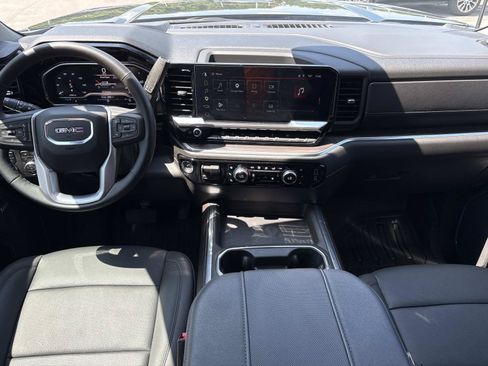 Used 2025 GMC Sierra 2500 SLT w/ SLT Convenience Package AWD/4WD image 29
