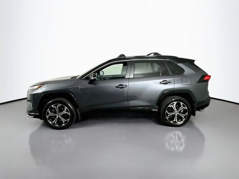 Used 2025 Toyota RAV4 XSE w/ Weather Package AWD/4WD image 4