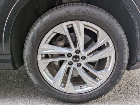 Used 2023 Audi Q7 3.0T Premium Plus AWD/4WD image 31