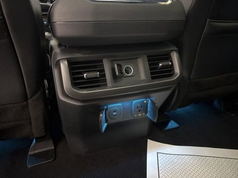 Used 2024 Ford F150 Lariat AWD/4WD image 54