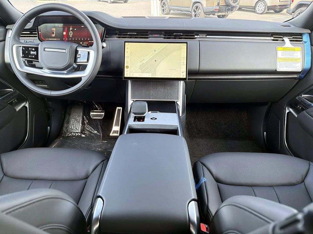 New 2026 Land Rover Range Rover SE AWD/4WD image 14