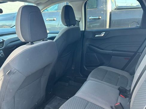 Used 2021 Ford Escape SE image 6