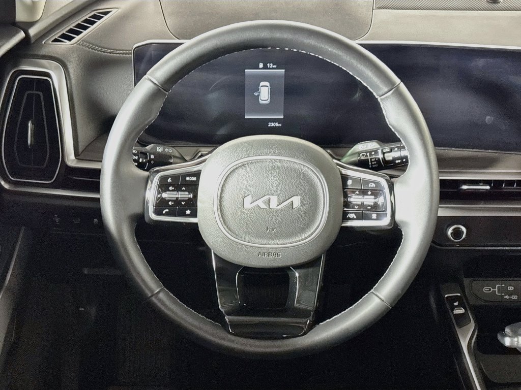 Used 2025 Kia Sorento X-Line EX AWD/4WD image 13