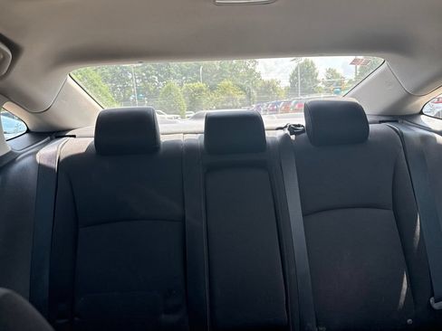 Used 2018 Honda Civic EX image 13