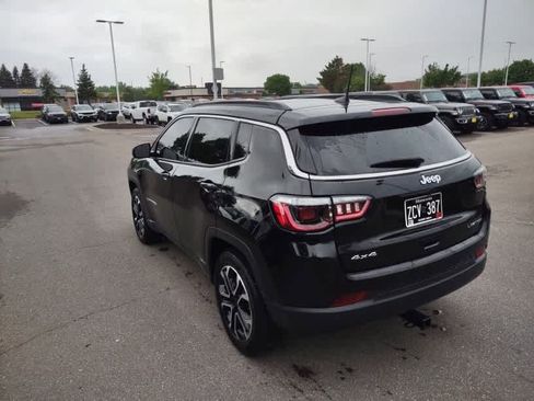 Used 2024 Jeep Compass Limited w/ Sun and Sound Group AWD/4WD image 4