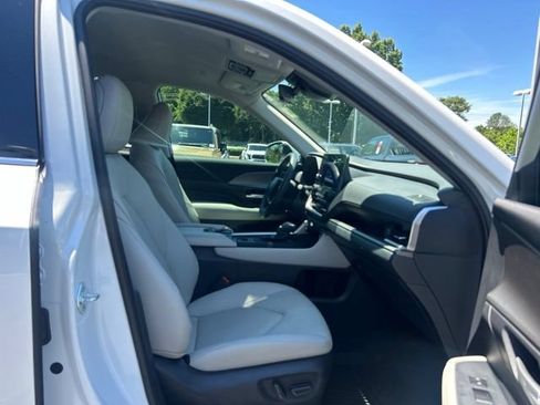 Used 2026 Toyota Grand Highlander AWD image 20