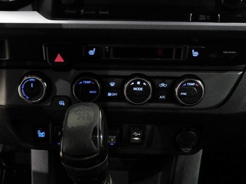 Used 2019 Toyota Tacoma TRD Pro image 47