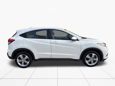 Used 2020 Honda HR-V LX image 10