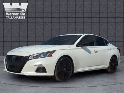 Used 2022 Nissan Altima 2.5 SR w/ Midnight Edition Package