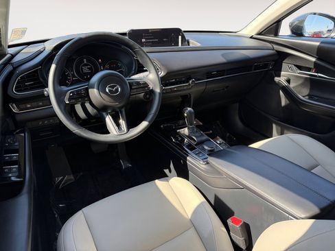 Used 2025 MAZDA CX-30 AWD 2.5 S w/ Preferred Package image 15