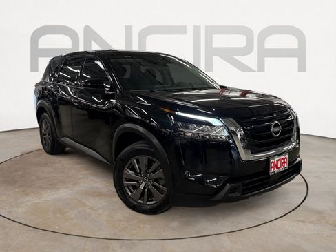 Used 2022 Nissan Pathfinder S FWD image 4