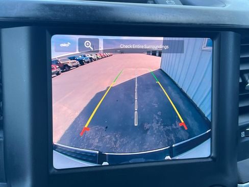 Used 2022 RAM 1500 Big Horn AWD/4WD image 19