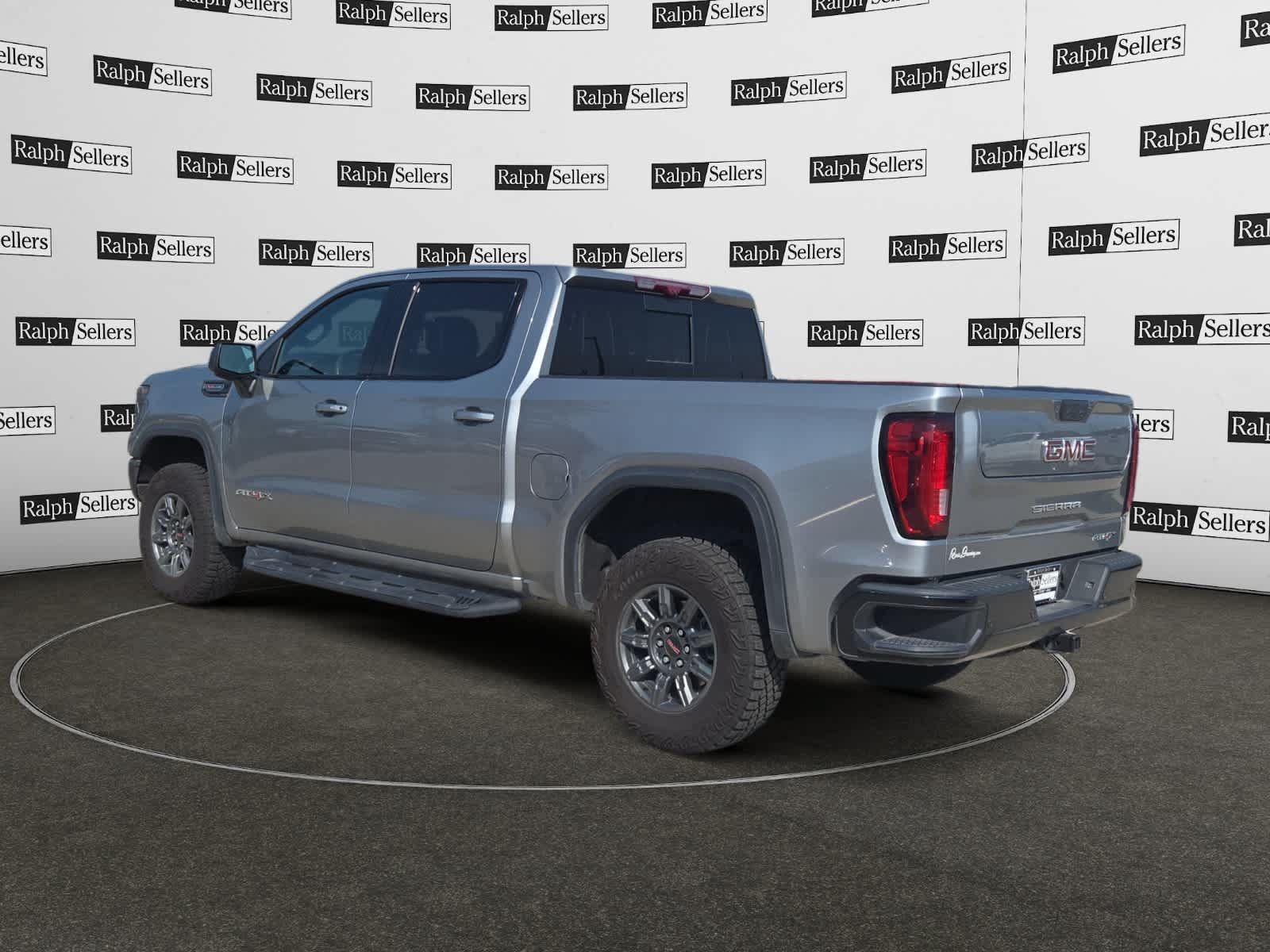 Used 2024 GMC Sierra 1500 AT4X AWD/4WD image 4