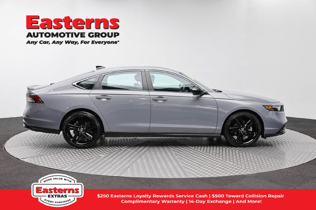 Used 2023 Honda Accord Sport image 5