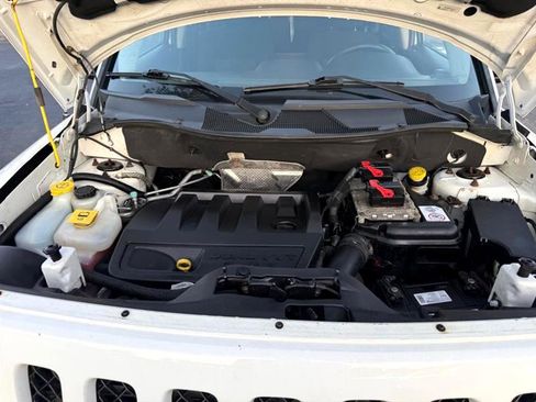 Used 2014 Jeep Patriot Sport image 35