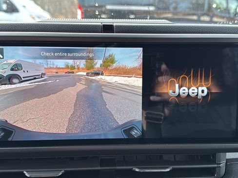 New 2026 Jeep Gladiator Willys image 13