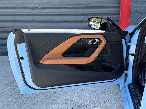 Used 2025 BMW M240i Coupe RWD image 19