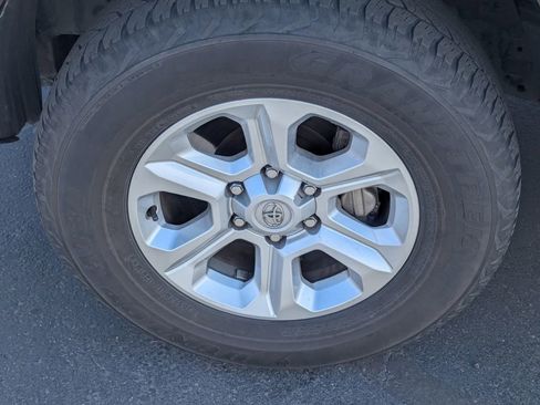 Used 2023 Toyota 4Runner SR5 Premium image 13