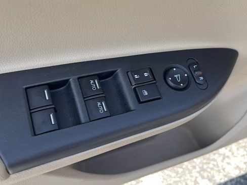 Used 2016 Honda Accord EX-L image 16