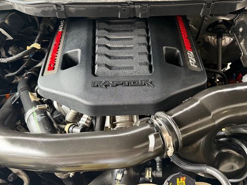 Used 2022 Ford F150 Raptor w/ Equipment Group 801A High AWD/4WD image 54