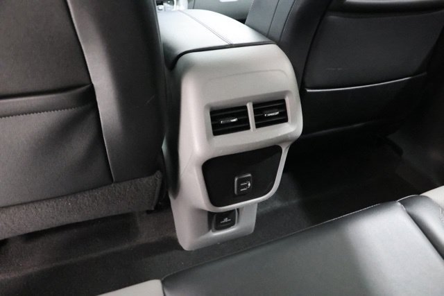 Used 2023 GMC Terrain SLT w/ Tech Package AWD/4WD image 31