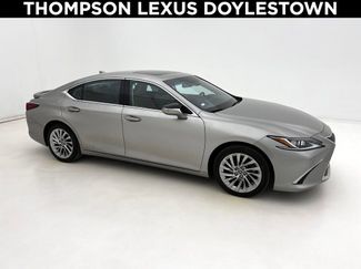 Used 2021 Lexus ES 300h w/ Luxury Package 360° Tour