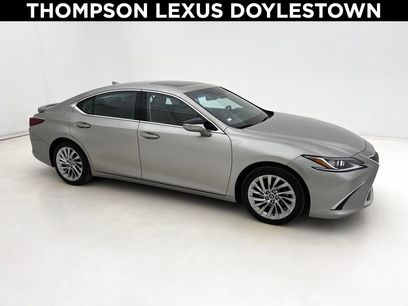 Used 2021 Lexus ES 300h w/ Luxury Package