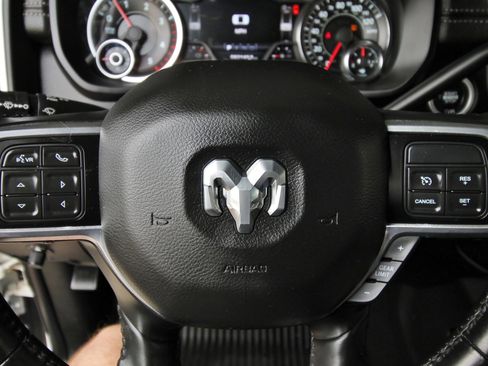 Used 2021 RAM 2500 Laramie w/ Night Edition image 27