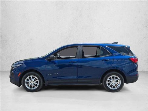 Used 2022 Chevrolet Equinox LS FWD image 8